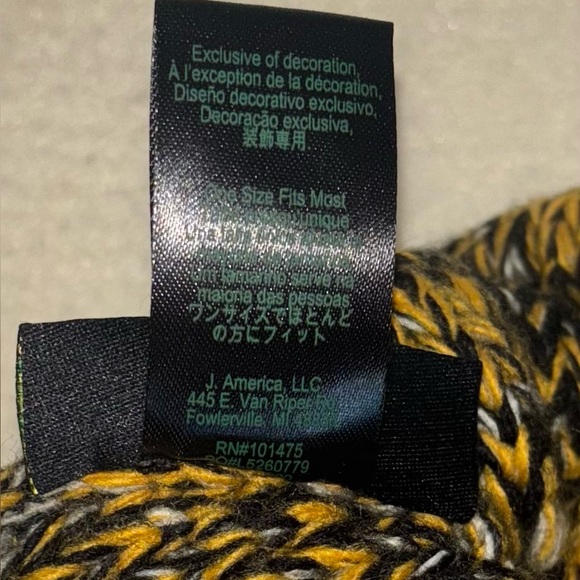 John Deere Black and Yellow Hat - Picture 7 of 7